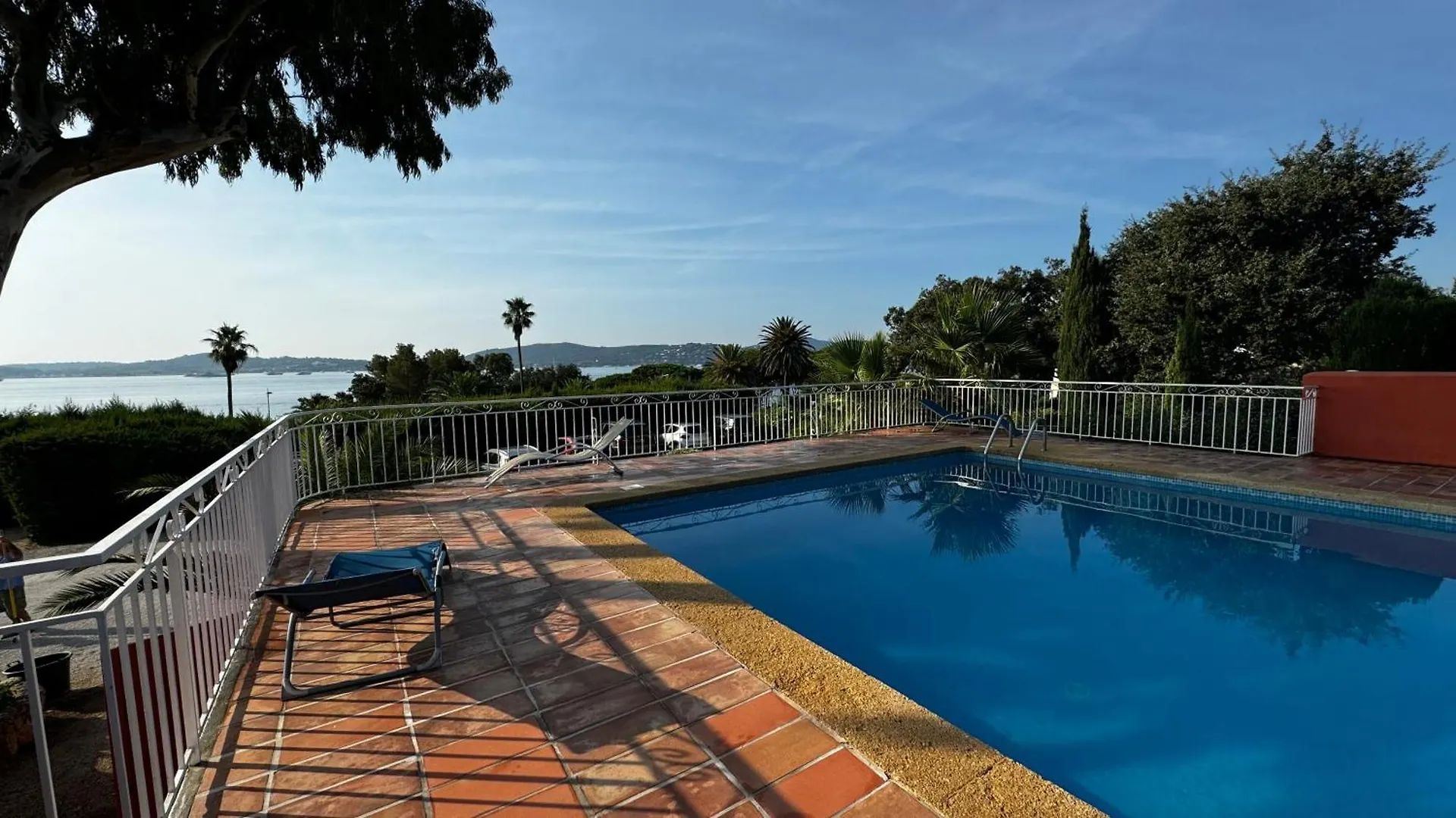 Le Mas Des Oliviers Grimaud
