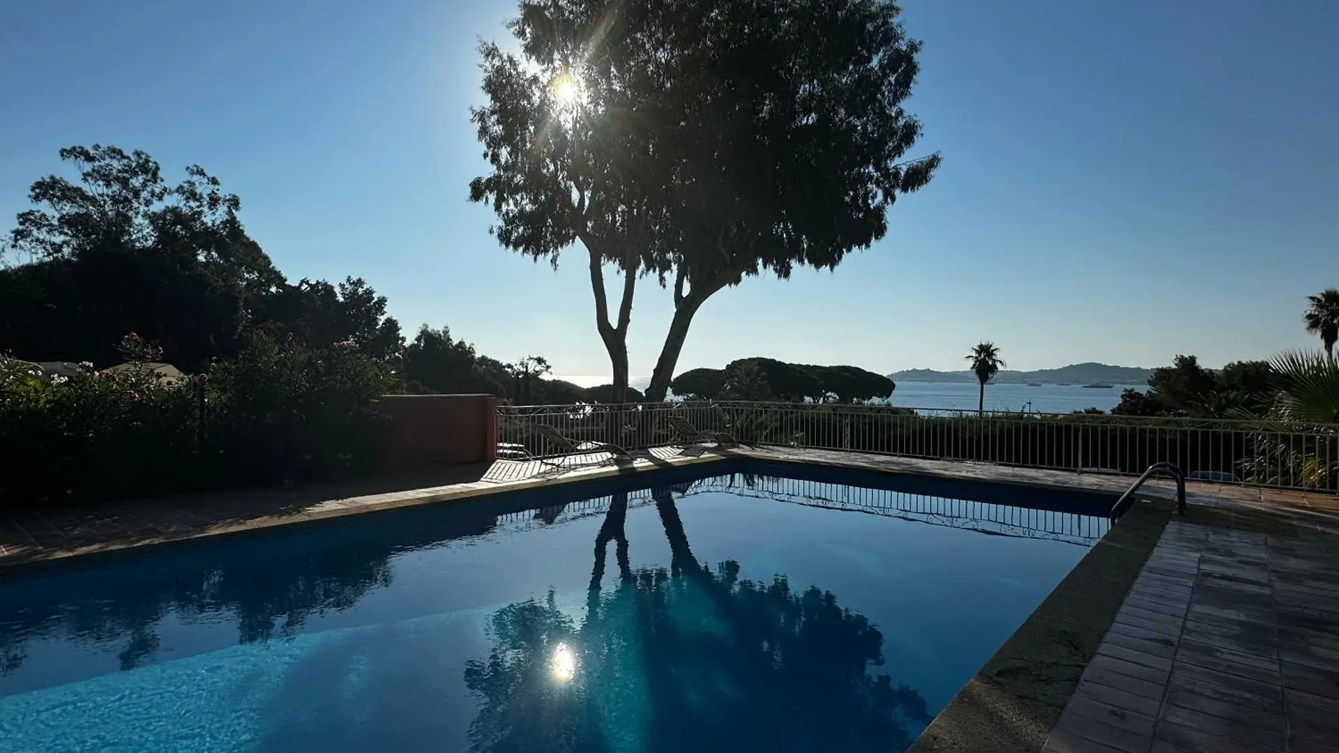Le Mas Des Oliviers Grimaud Fransa