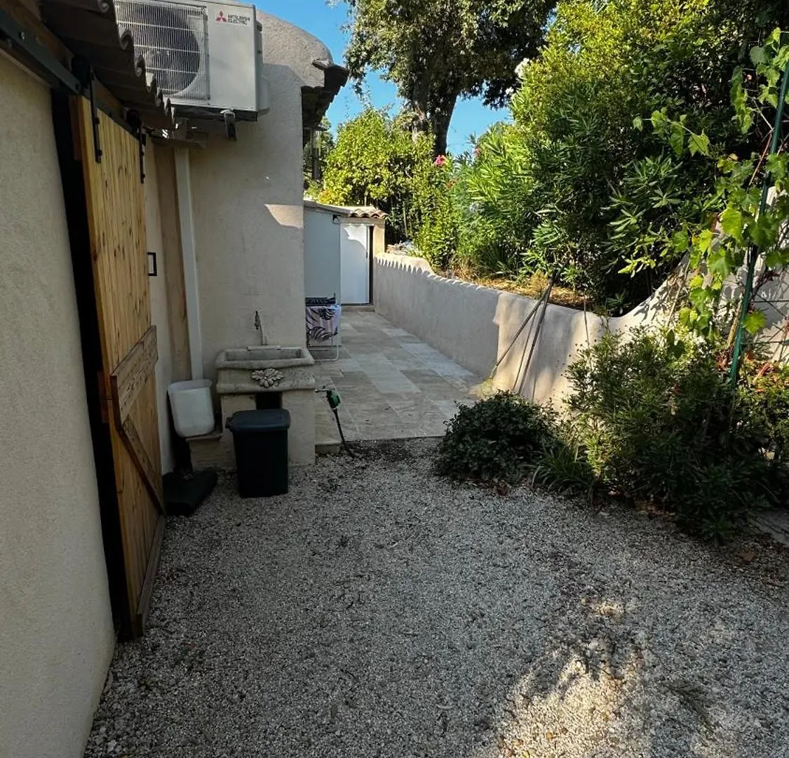 Le Mas Des Oliviers Grimaud Fransa
